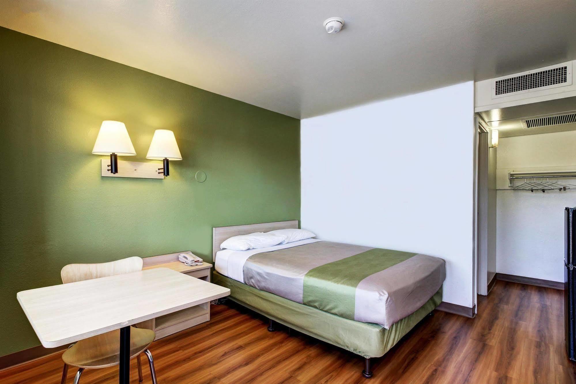 Econo Lodge Midvale Εξωτερικό φωτογραφία
