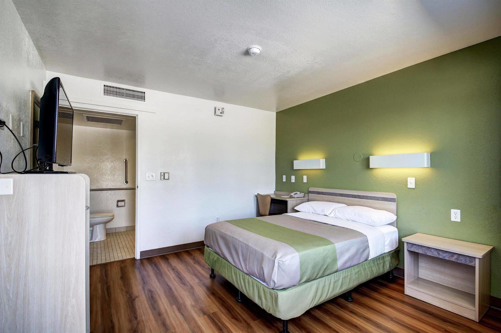 Econo Lodge Midvale Εξωτερικό φωτογραφία