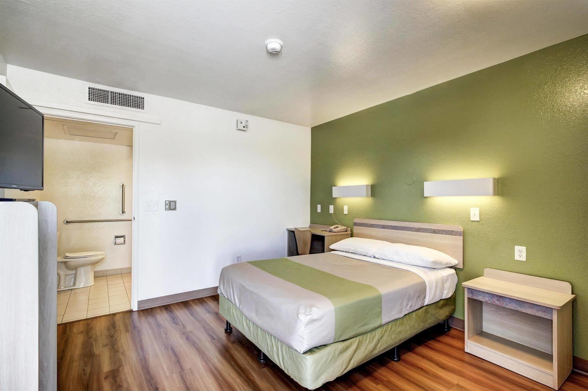 Econo Lodge Midvale Εξωτερικό φωτογραφία
